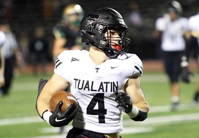 a Tualatin Jesuit football Oregon September 22 2023 Dan Brood 59